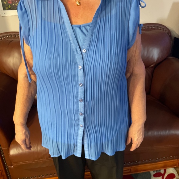 Accordion Style Dressy Blouse With Camisole - Picture 2 of 7